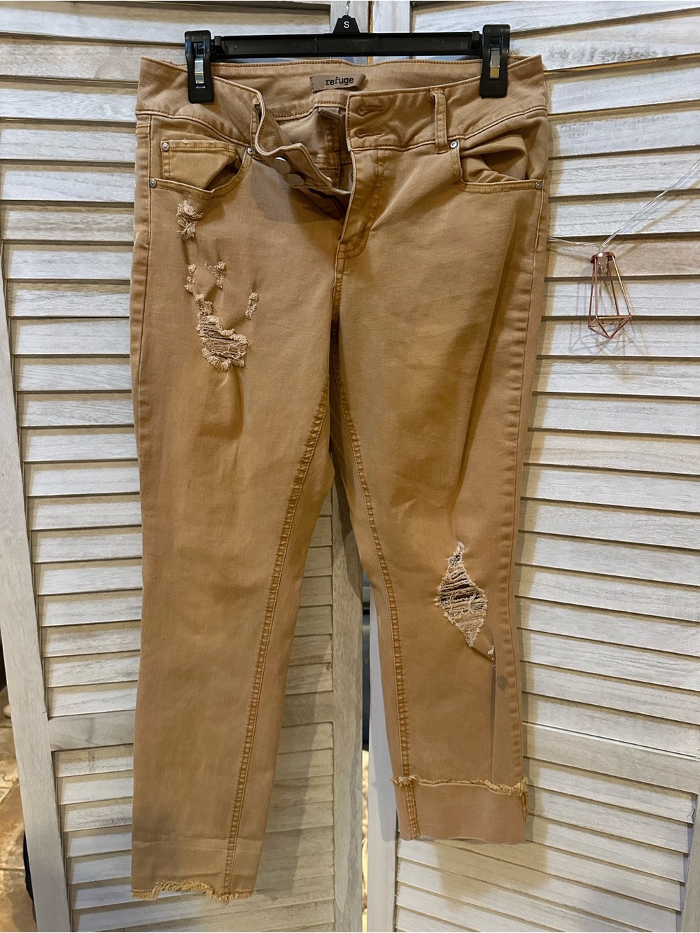 refuge Skinny Distressed Tan Jeans